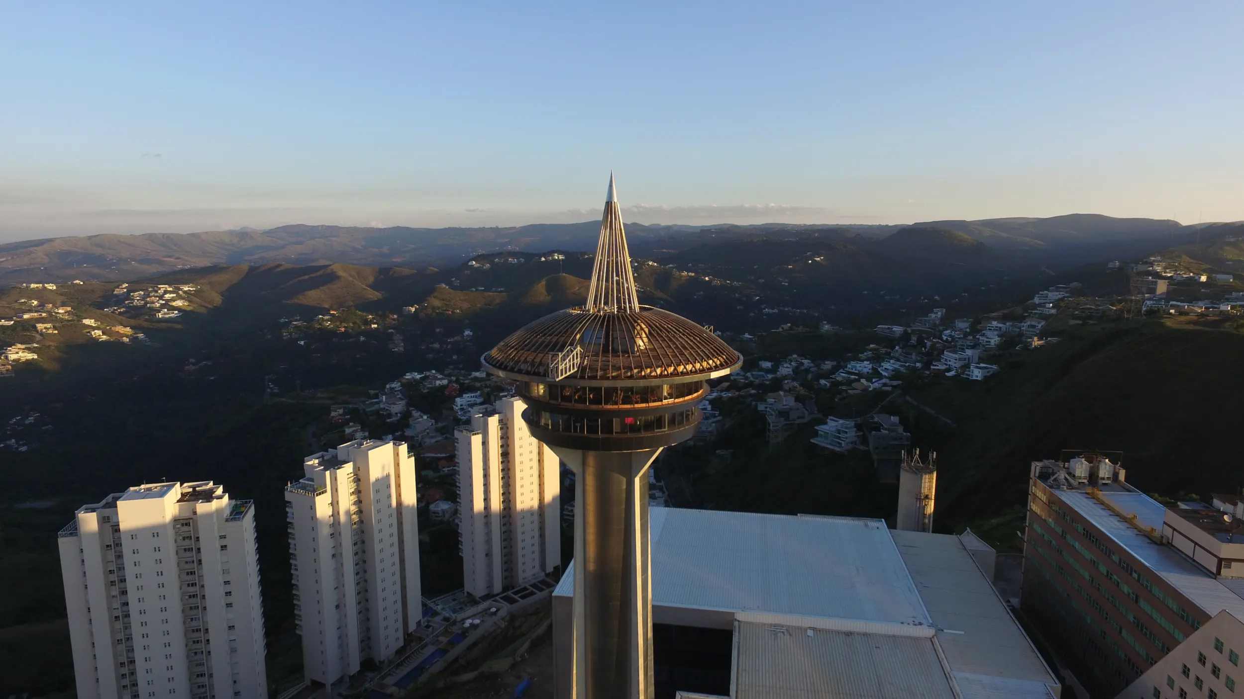 Torre Alta Vila, em Nova Lima-MG