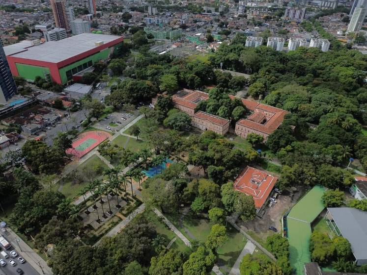 Vista aérea da Tamarineira em Recife, PE