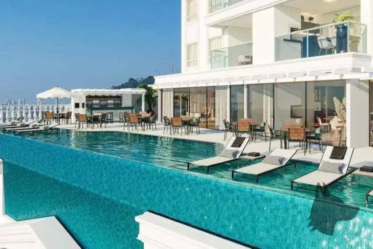 Piscina do White House em Itajaí