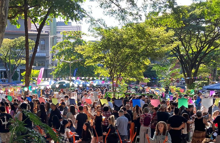 Praça Alaska no Sion