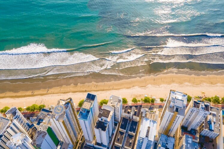 Vista aérea da orla de Balneário Camboriú - SC