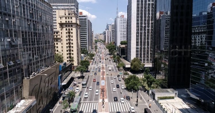 Vista aérea da Avenida Paulista em São Paulo