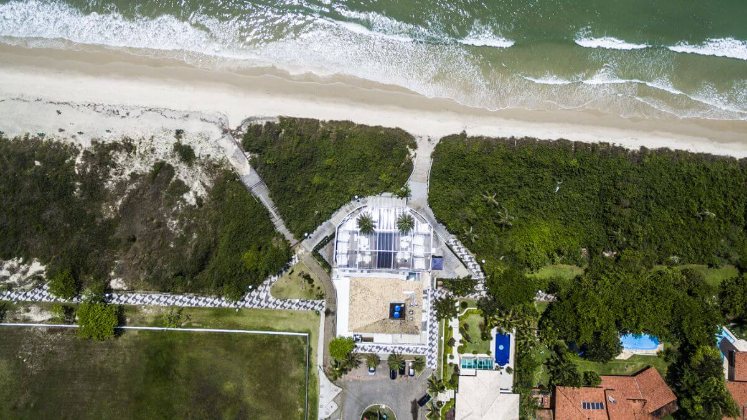 Vista aérea de um dos beach clubs de Jurerê