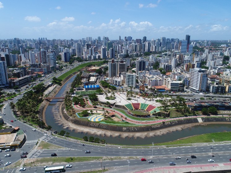 Orla do bairro Pituba, Salvador