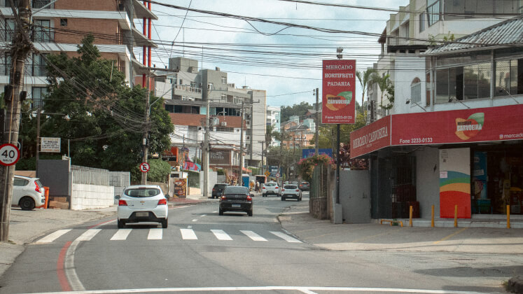 Foto da Rua Capitão Romualdo de Barros