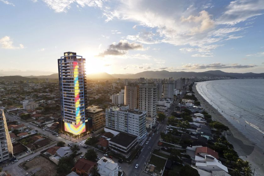 Vista da fachada do Atmo Haus 